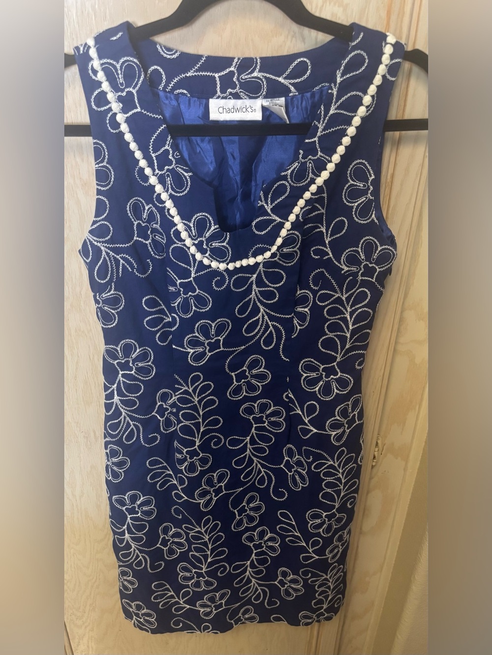 Chadwicks Dress Womens Sz‎ 6 Blue Linen Blend Sheath Sleeveless Embroidered
